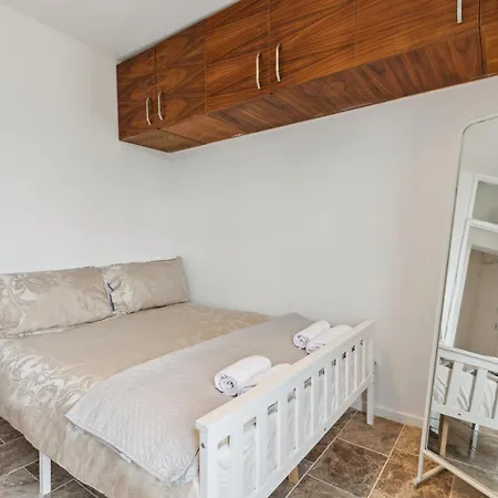 Spacious 3 Bedroom Apartment Near London Top Attractions Extérieur photo