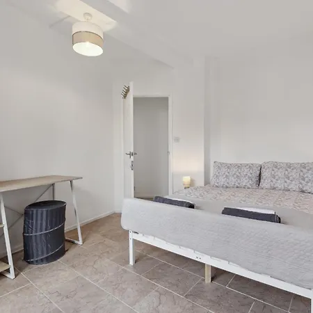 Spacious 3 Bedroom Apartment Near London Top Attractions Extérieur photo