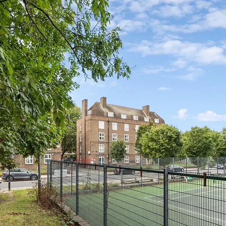 Spacious 3 Bedroom Apartment Near London Top Attractions Extérieur photo